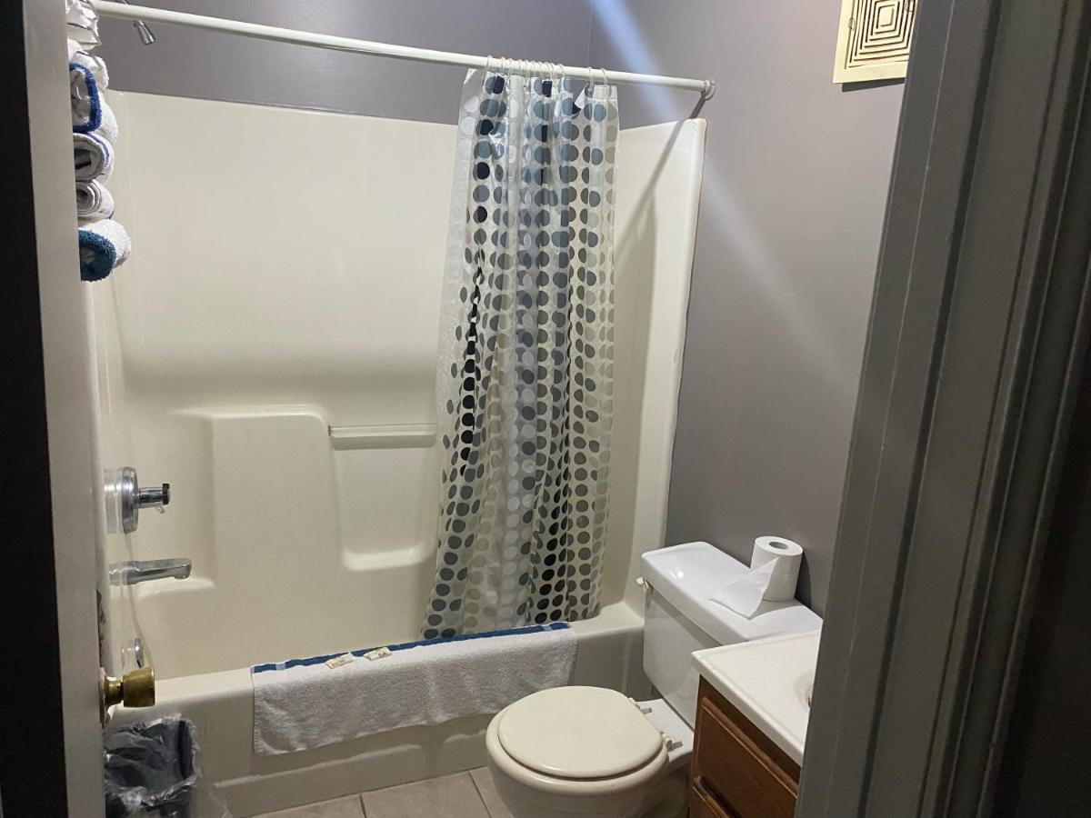 Hoosier Travel Lodge Джефферсонвилл Экстерьер фото
